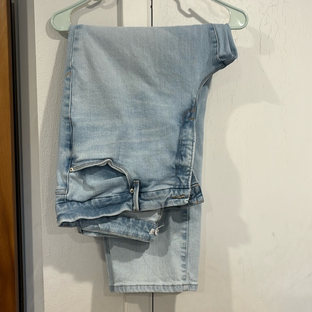 Good American Straight Leg Jeans - Size 18